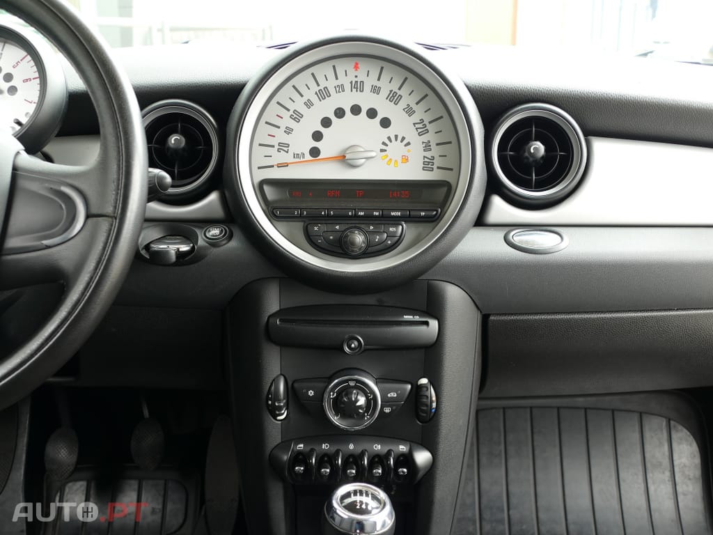 MINI Cooper One D