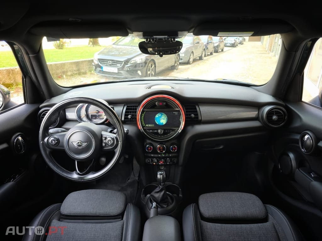 MINI Cooper Cooper D