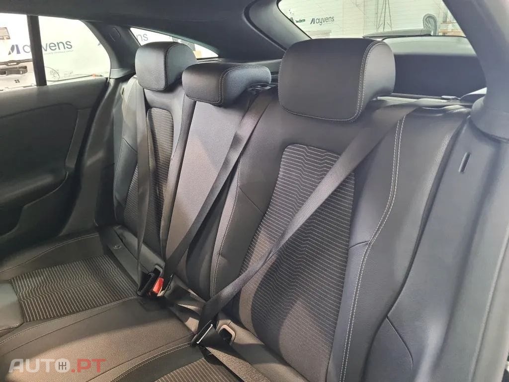 Mercedes-Benz CLA 250 e Shooting Brake Style Plus