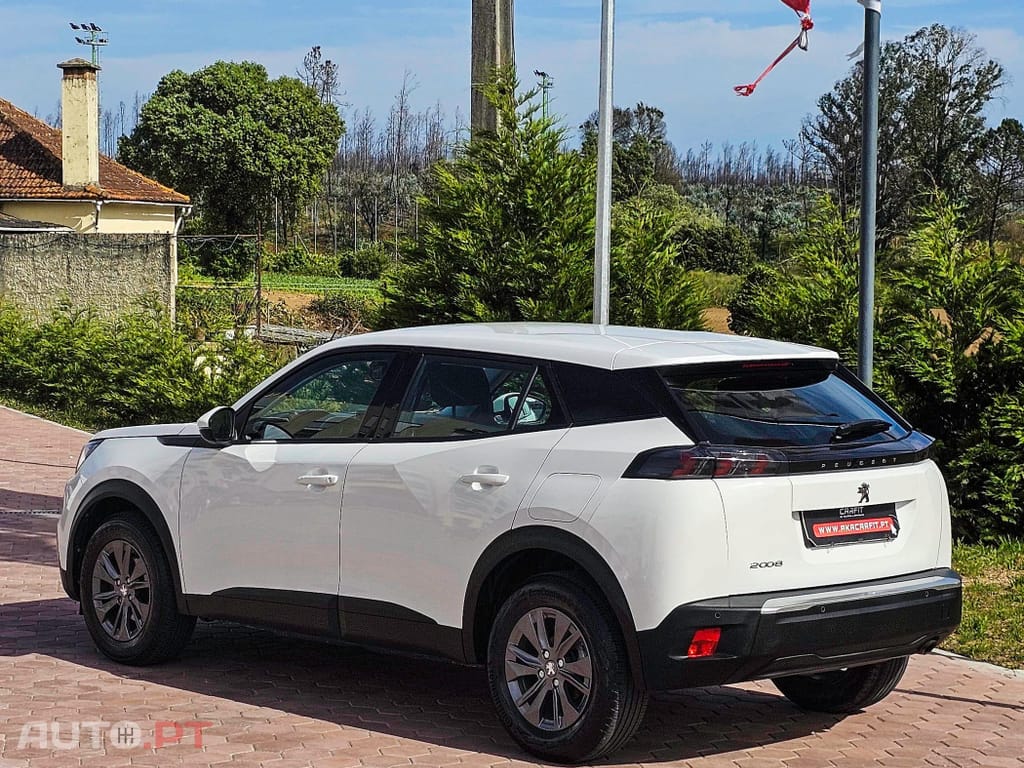 Peugeot 2008 1.2 PureTech Active Pack