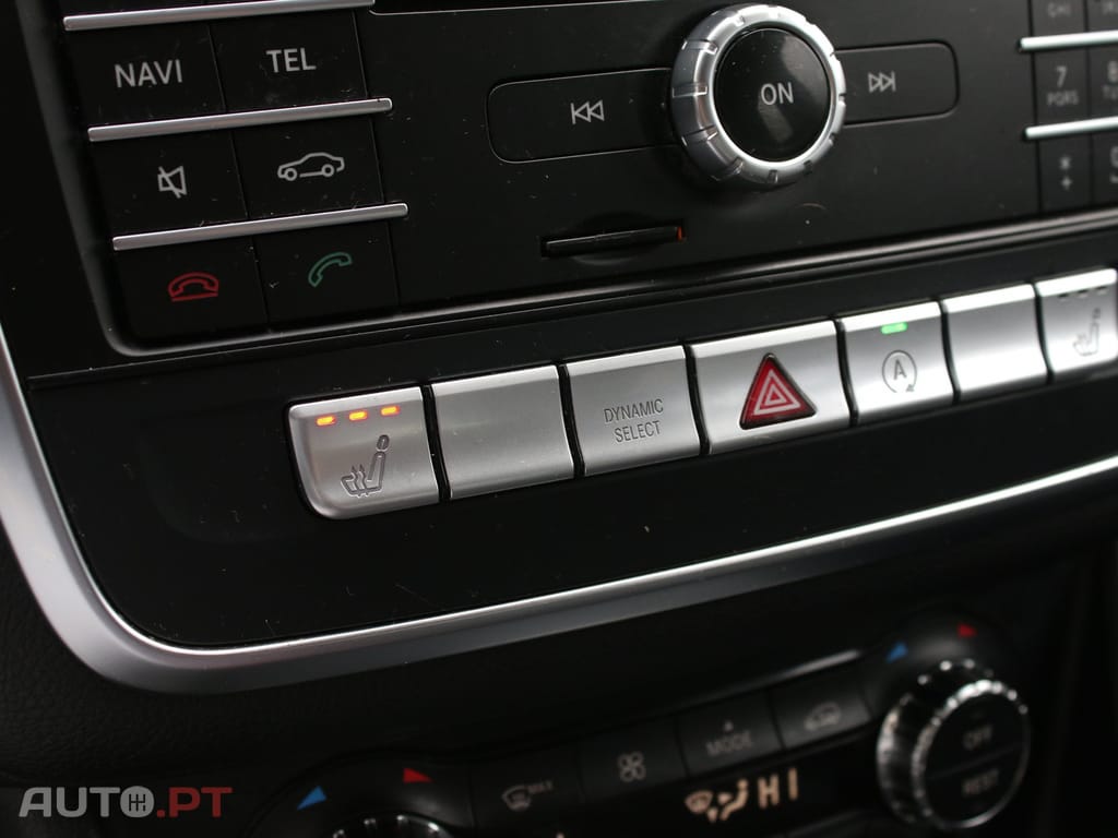 Mercedes-Benz CLA 180 AMG Line