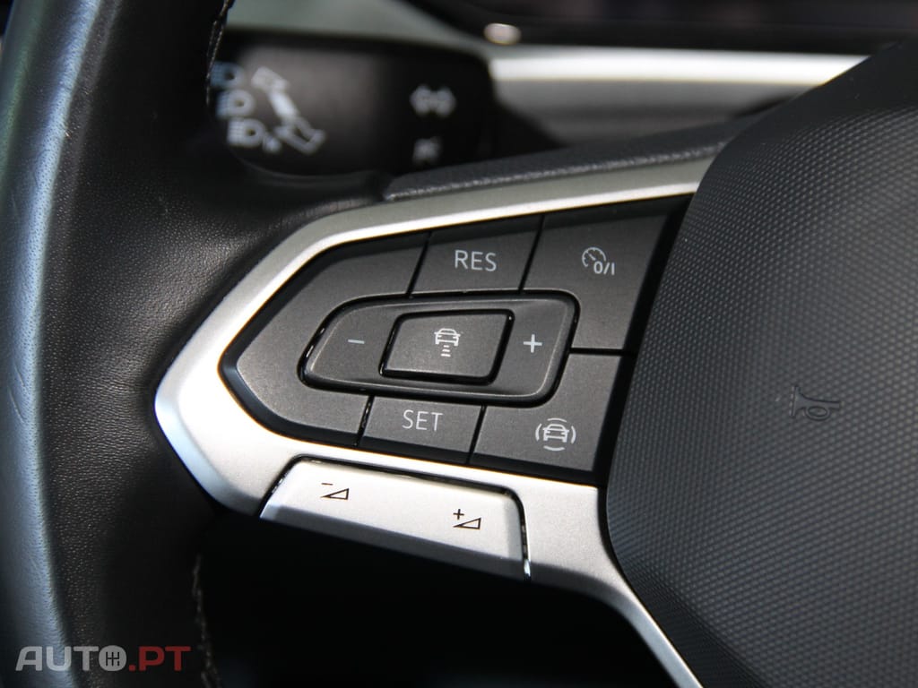 Volkswagen T-Roc 1.0 TSI
