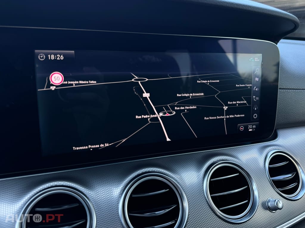 Mercedes-Benz E 220 d AMG Line