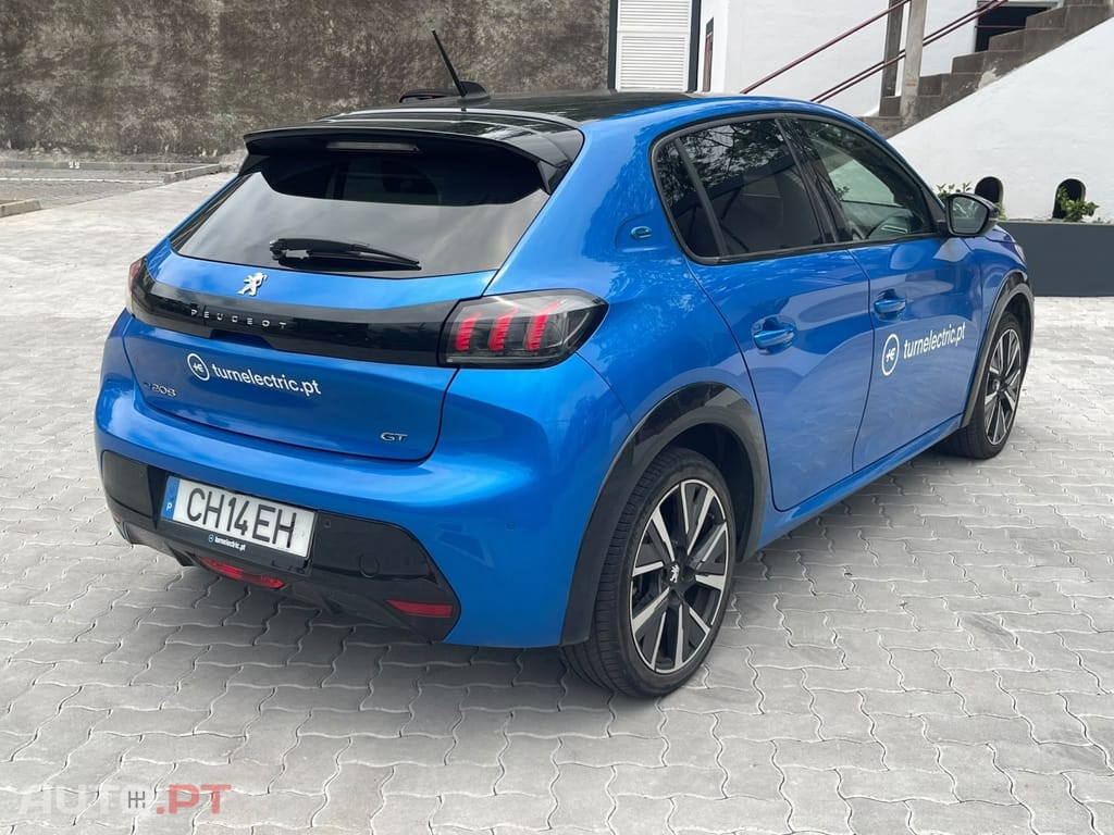 Peugeot E-208 50 kWh GT