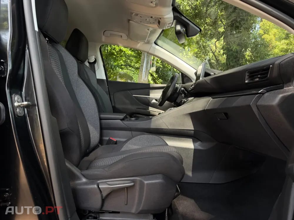 Peugeot 3008 1.2 PureTech Allure Pack EAT8