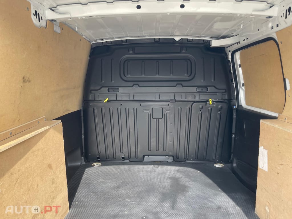 Peugeot Partner 1.5 BlueHDi Premium Standard
