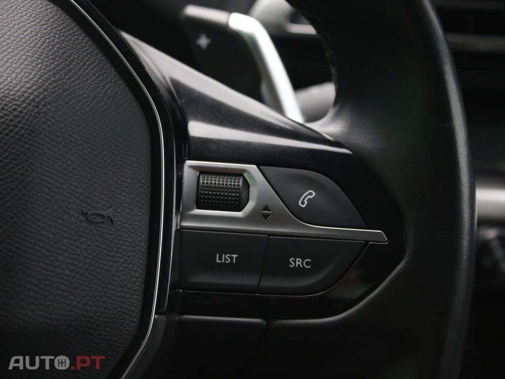 Peugeot 3008 1.2 PureTech Allure Pack EAT8