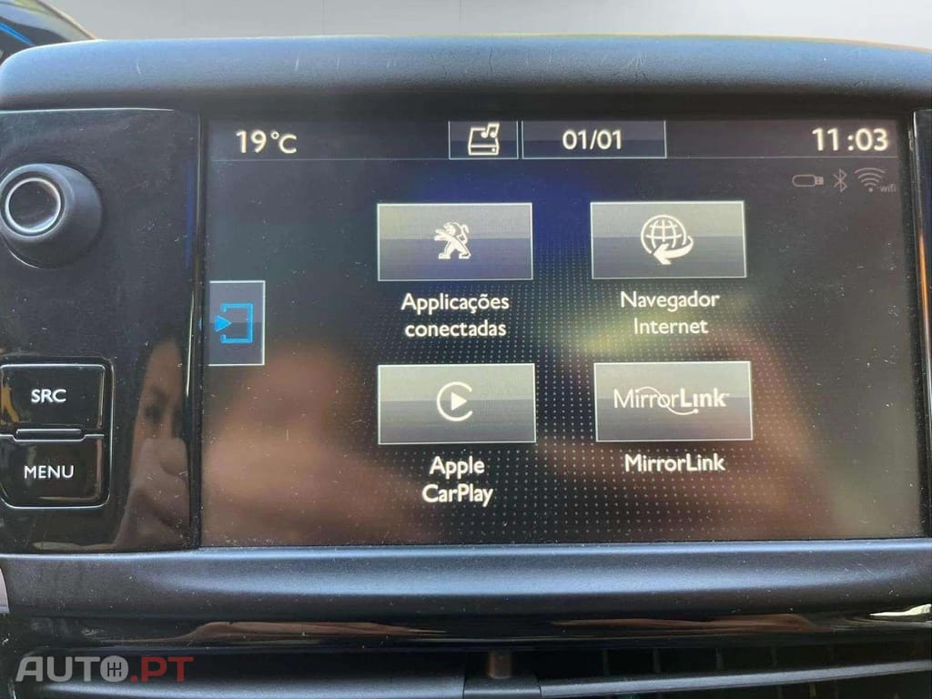 Peugeot 208  1.2 e-THP Féline