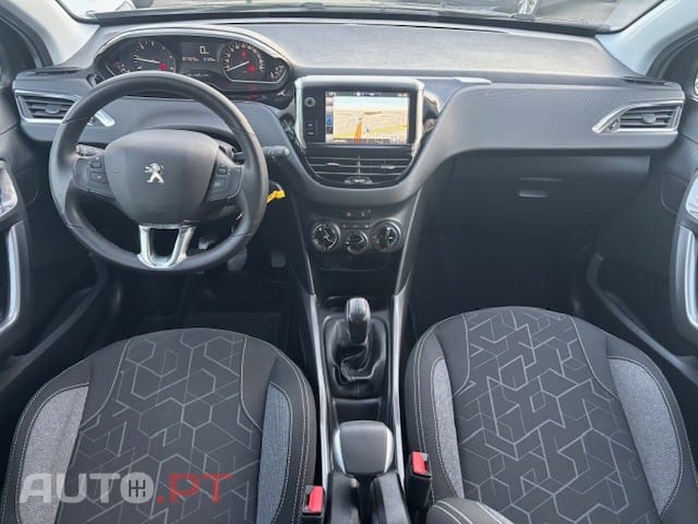 Peugeot 2008 1.6 BlueHDi Style