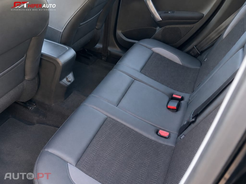 Peugeot 2008 1.2 PureTech Allure