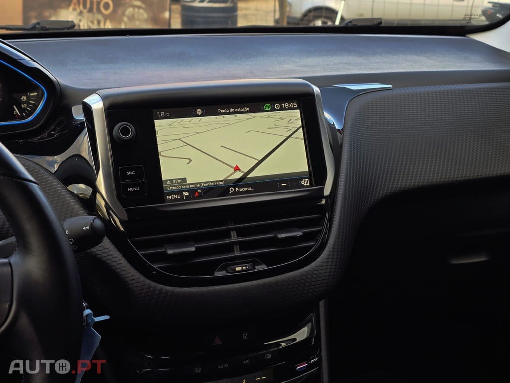 Peugeot 2008 1.6 BlueHDi Allure