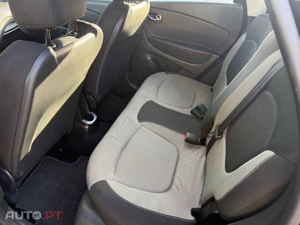 Renault Captur 0.9 TCE Sport