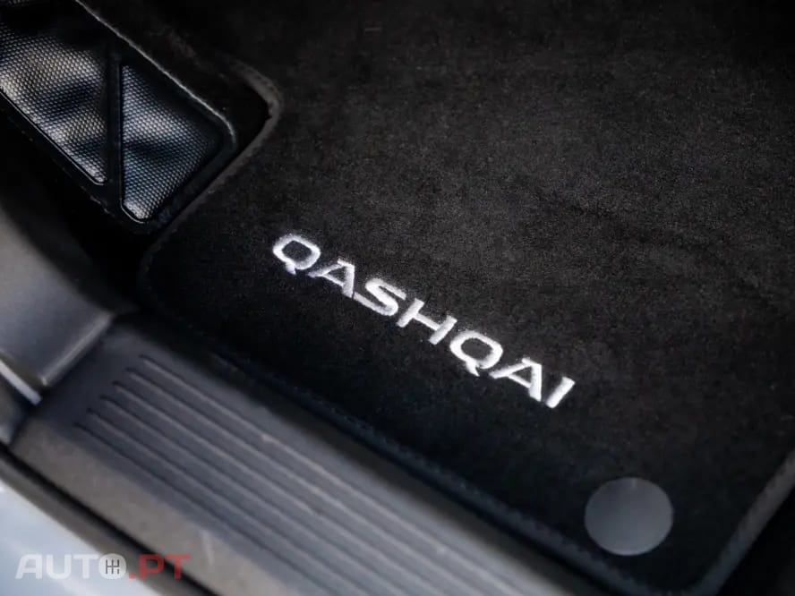 Nissan Qashqai 1.3 DIG-T N-Connecta