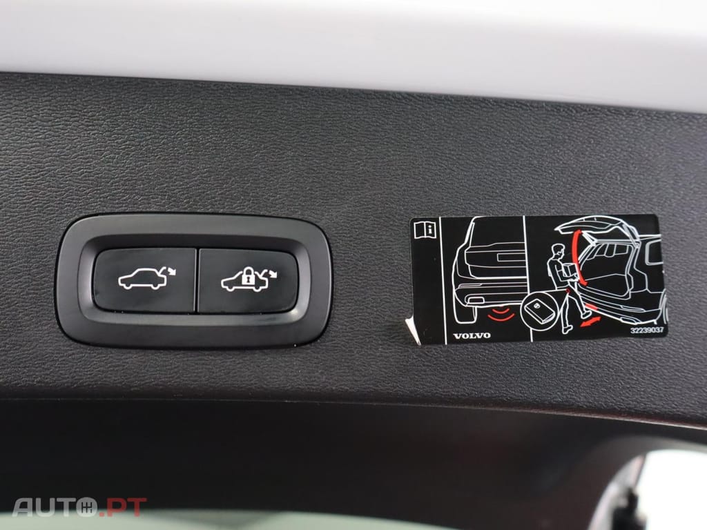Volvo XC40 1.5 T4  PHEV Inscription