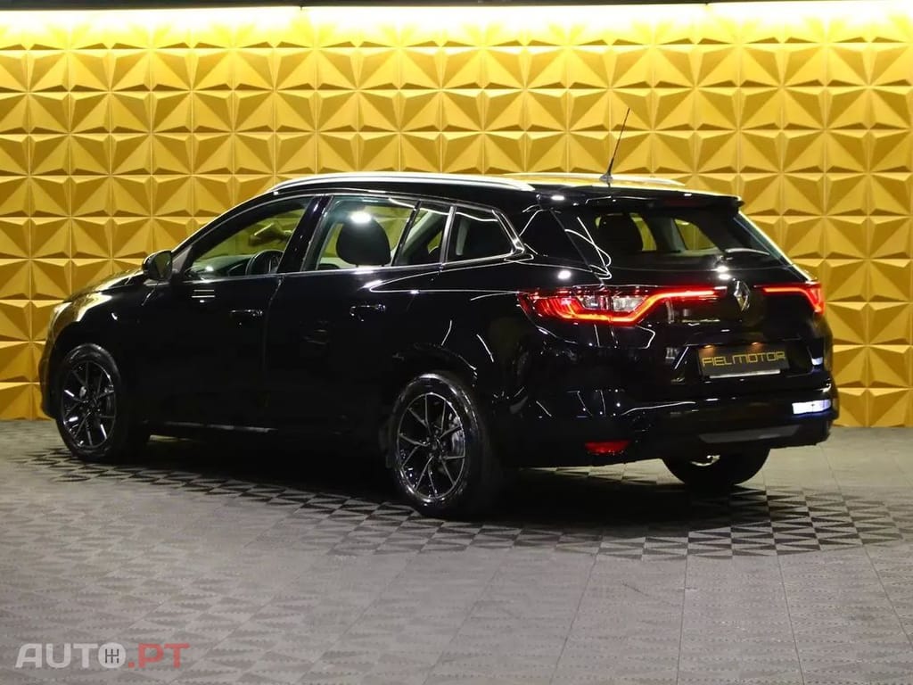 Renault Mégane Sport Tourer  Blue Dci 115 Equilibre