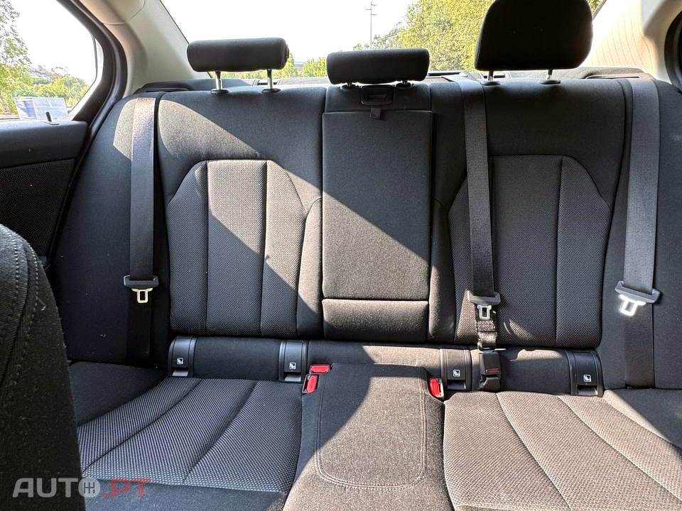 BMW 320 e Corporate Edition Auto
