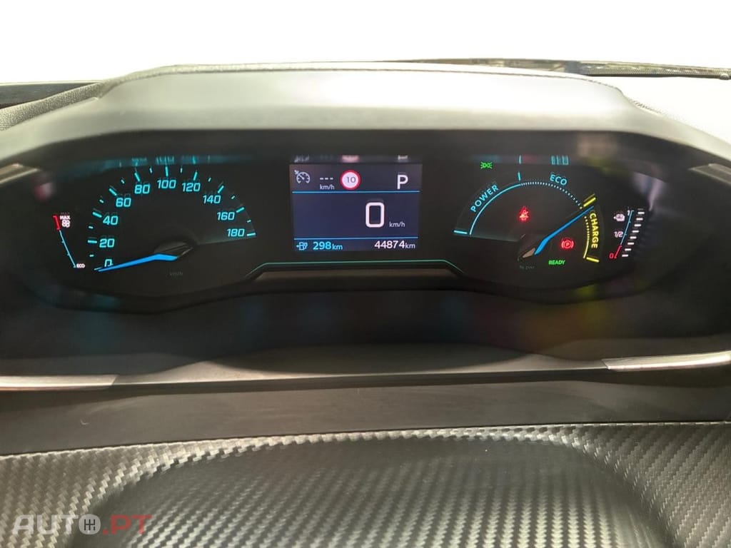 Peugeot E-2008 50 kWh Active Pack