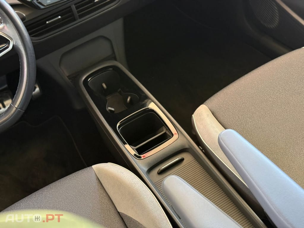 Volkswagen ID.3 Pro Performance 1st — fotografia 13