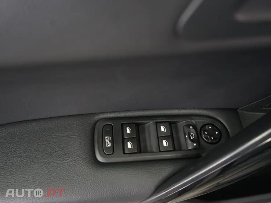 Peugeot 508 RXH 2.0 HDi Hybrid4 2-Tronic