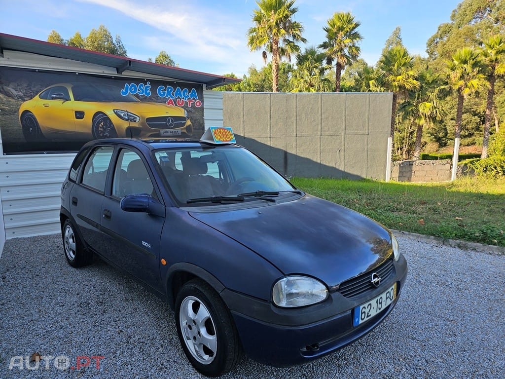 Opel Corsa 1.0