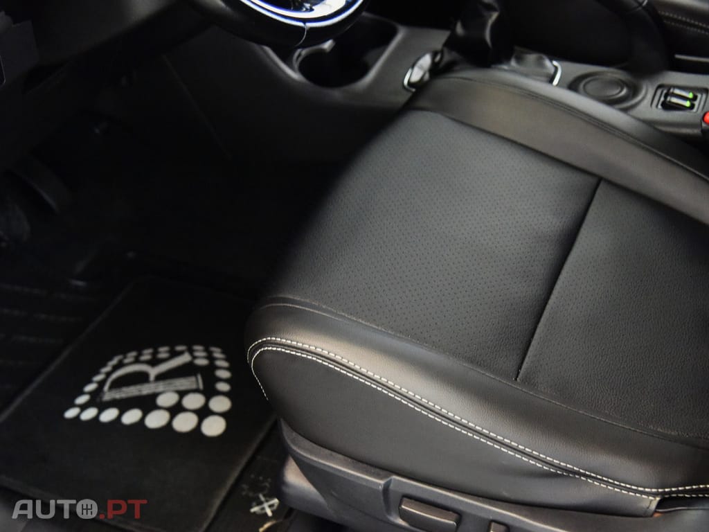 Mitsubishi Outlander 2.2 DI-D Intense