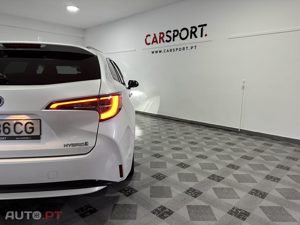 Toyota Corolla 1.8 Hybrid Exclusive