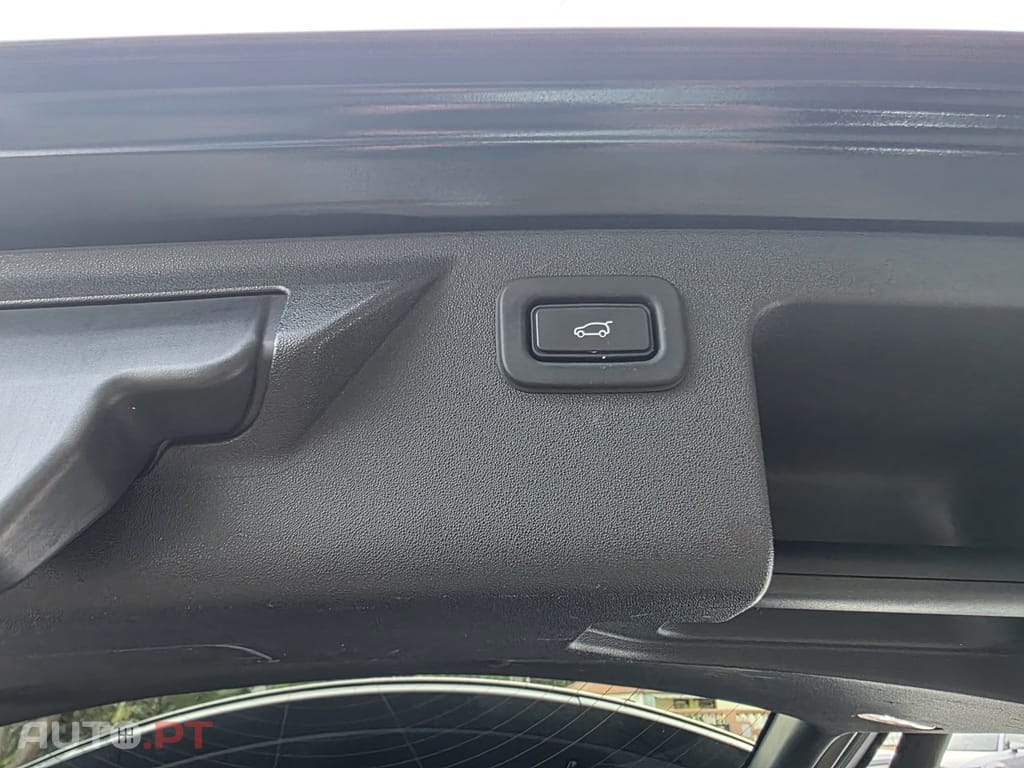Land Rover Discovery Sport 2.0 eD4 R-Dynamic 7L