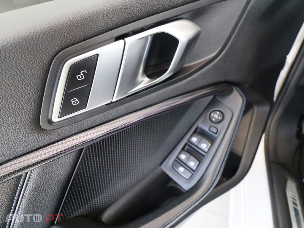 BMW 116 d Pack Desportivo M