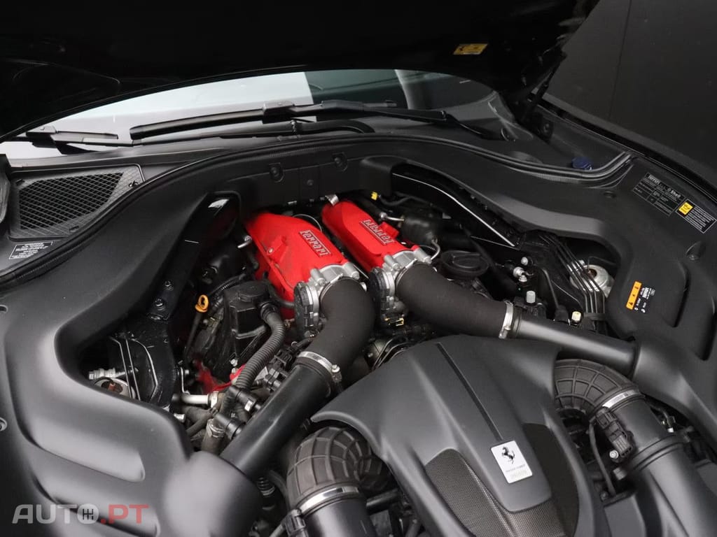 Ferrari Roma 3.9 V8 HELE