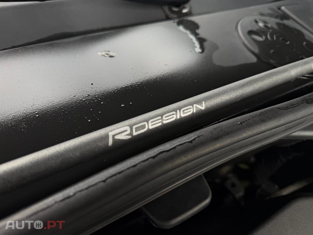Volvo V60 2.0 D2 R-Design