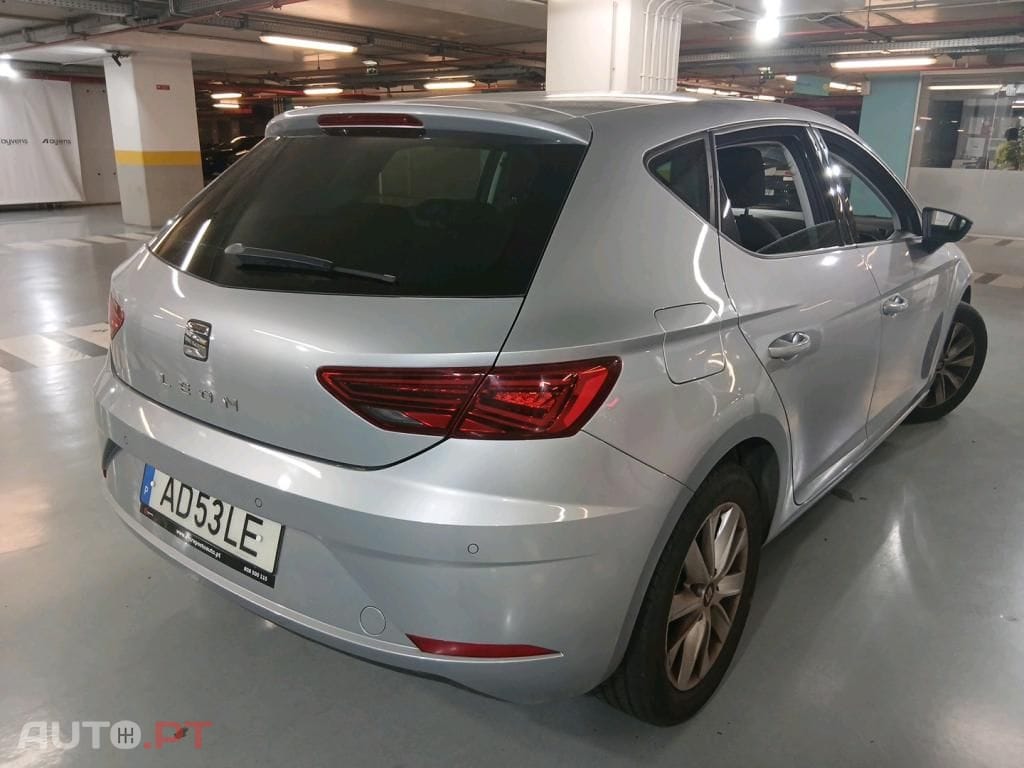 SEAT Leon 1.0 EcoTSI Style S/S — fotografia 3