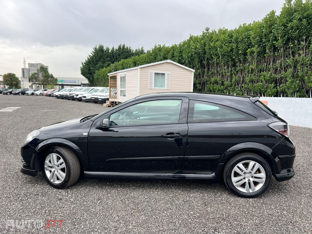 Opel Astra GTC 1.3 CDTi