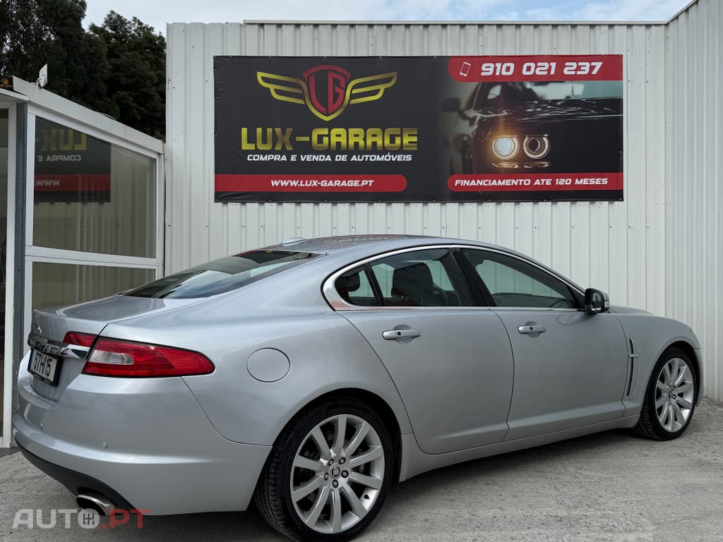 Jaguar XF 2.7 D V6 Premium Luxury