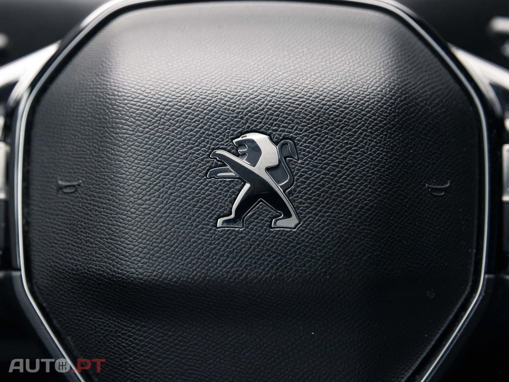 Peugeot 5008 1.5 BlueHDi Allure EAT8