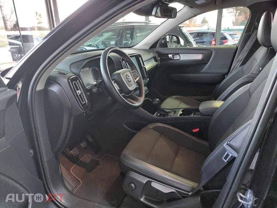 Volvo XC40 2.0 D3 Momentum