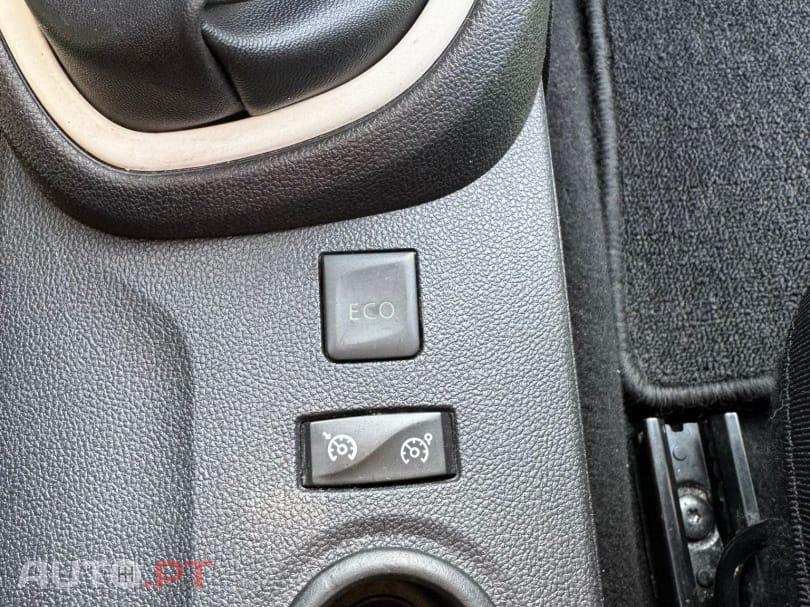 Renault Captur ENERGY TCe 90 Experience