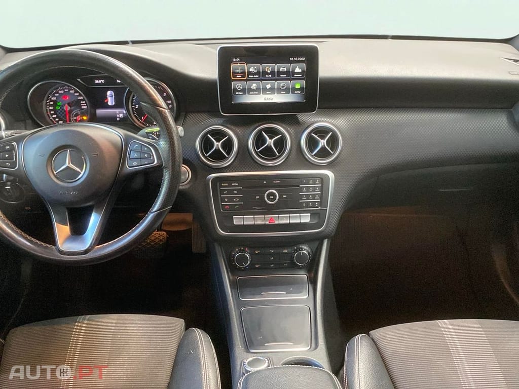 Mercedes-Benz A 180 180 d AMG Line Aut.