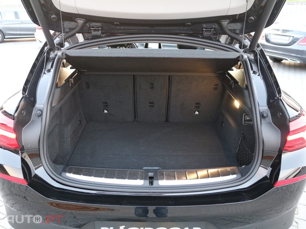 BMW X2 20 d sDrive Auto