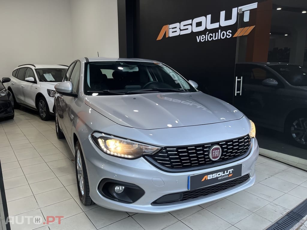 Fiat Tipo 1.3 M-Jet Lounge