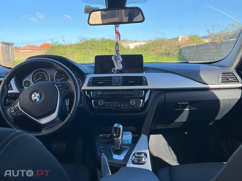 BMW 320 Touring Aut. Efficient Dynamics Edition