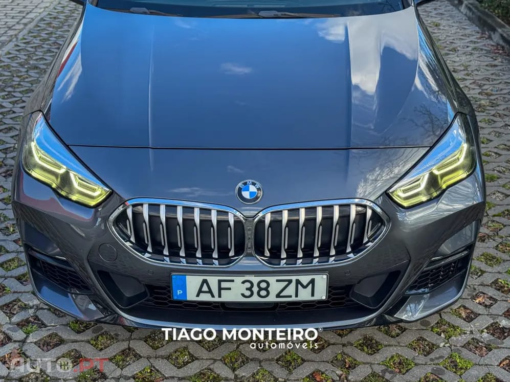 BMW 218 i Pack Desportivo M