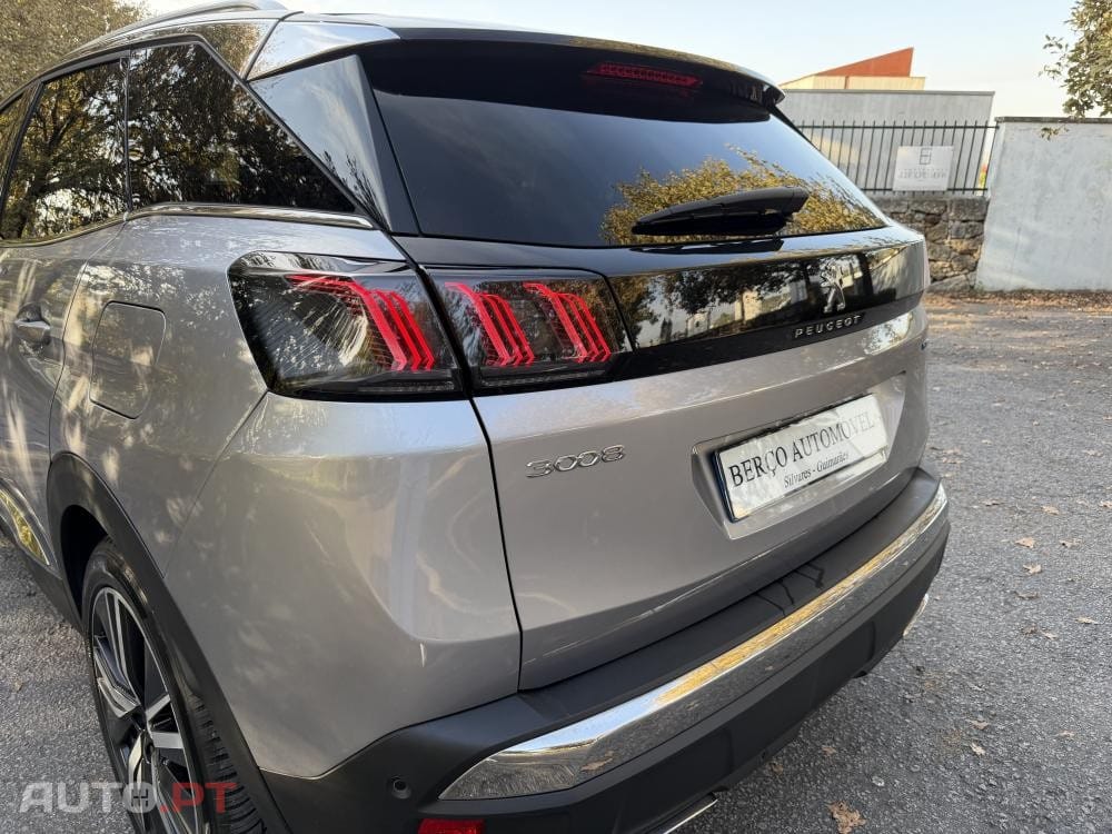 Peugeot 3008 1.6 Hybrid GT Pack e-EAT8