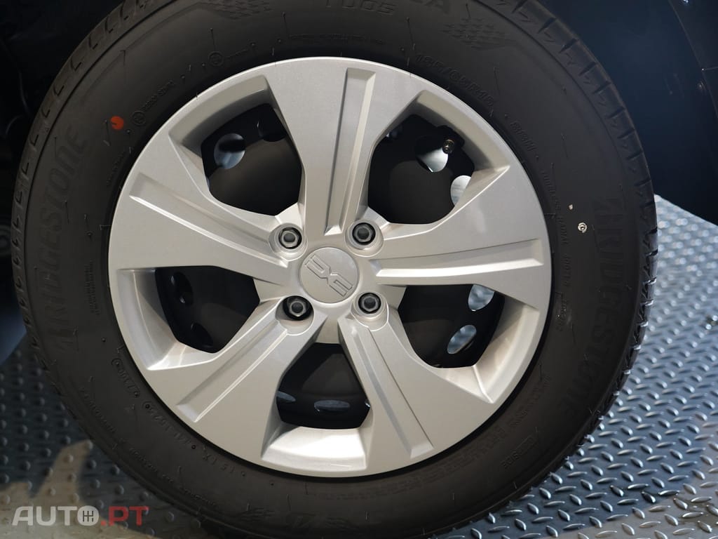 Dacia Sandero 1.0 ECO-G Essential Bi-Fuel