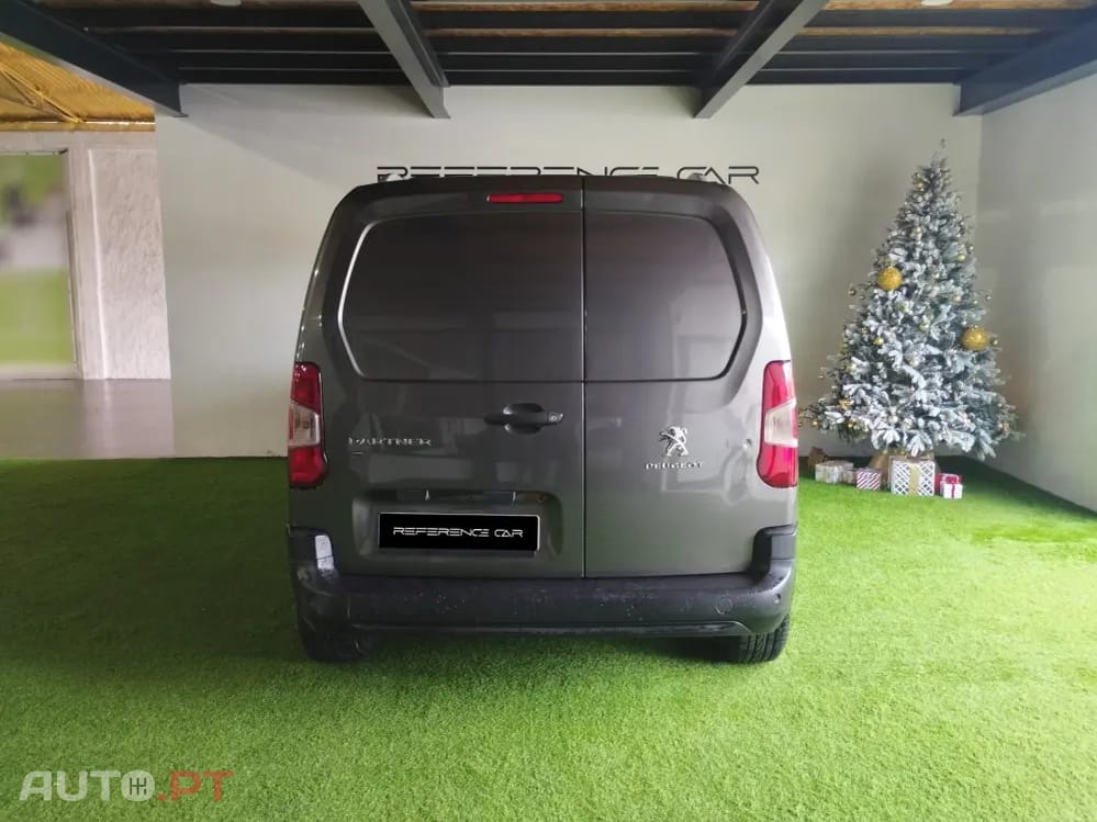 Peugeot Partner 1.5 Blue-HDI Premiun 3Lug