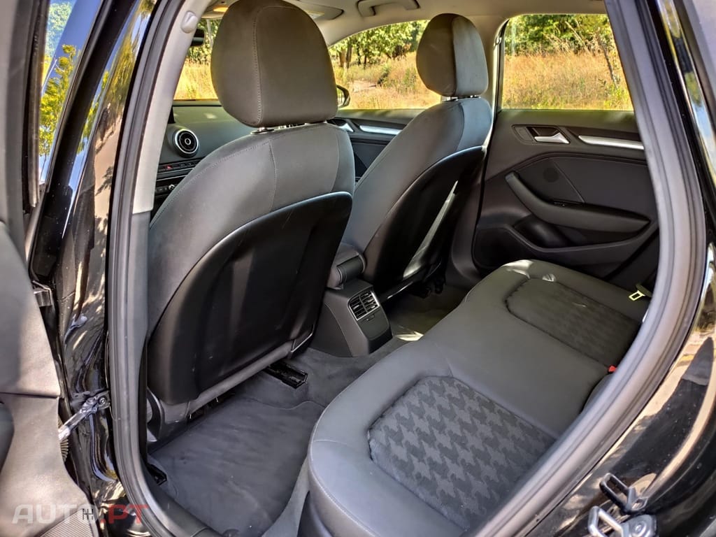 Audi A3 Sportback 1.6 TDI Attraction