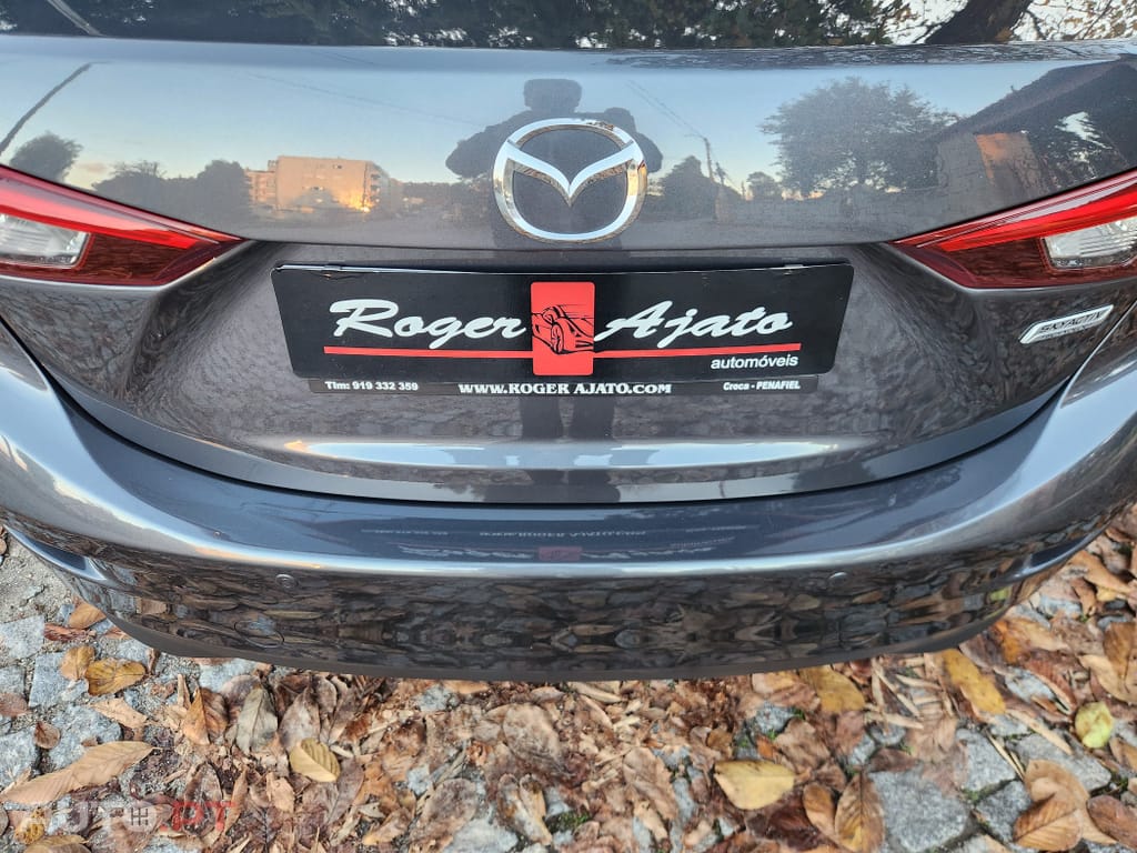 Mazda 3 1.5 Sky-D Excellence Navi