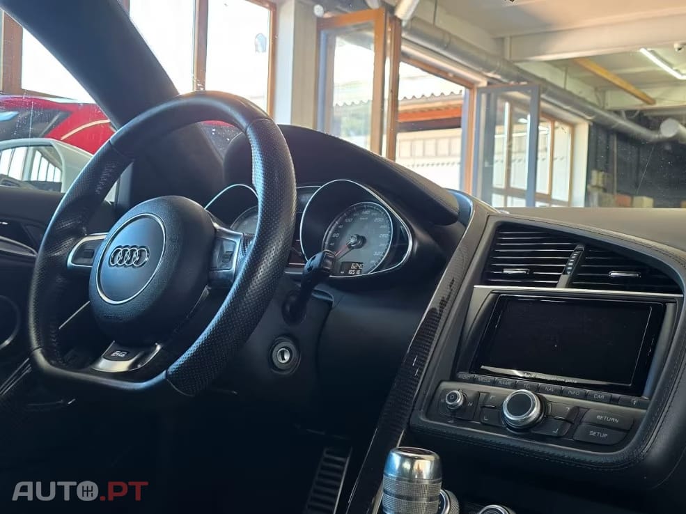 Audi R8 4.2 FSI quattro R tronic
