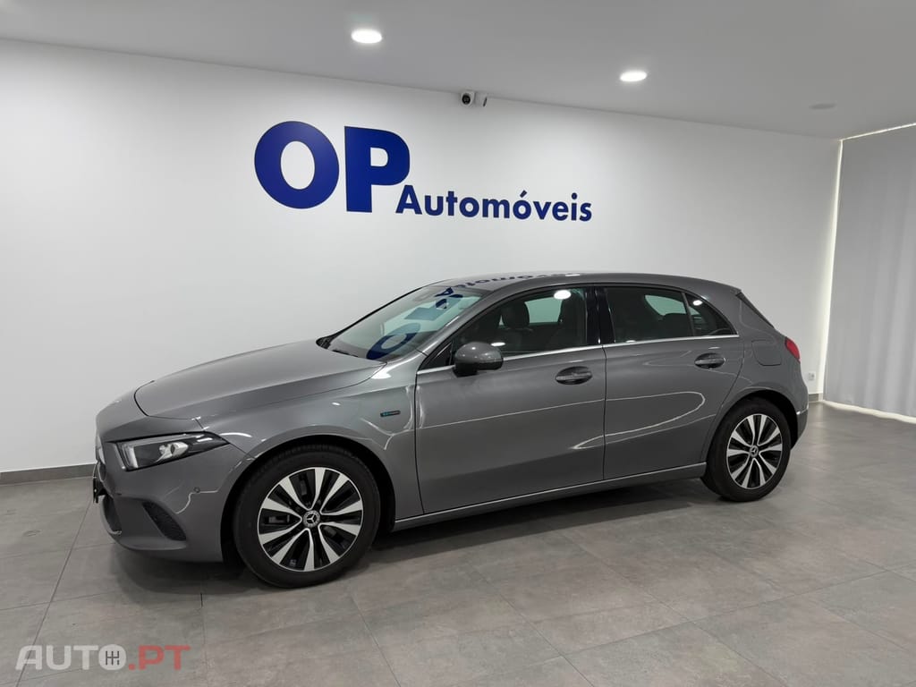 Mercedes-Benz A 250 e Progressive