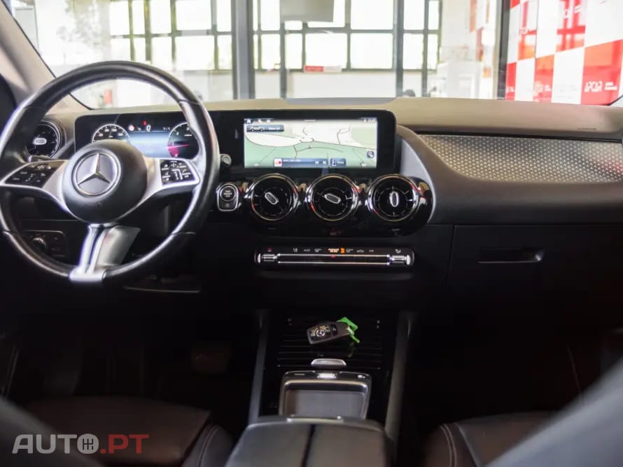 Mercedes-Benz GLA 180 d Style