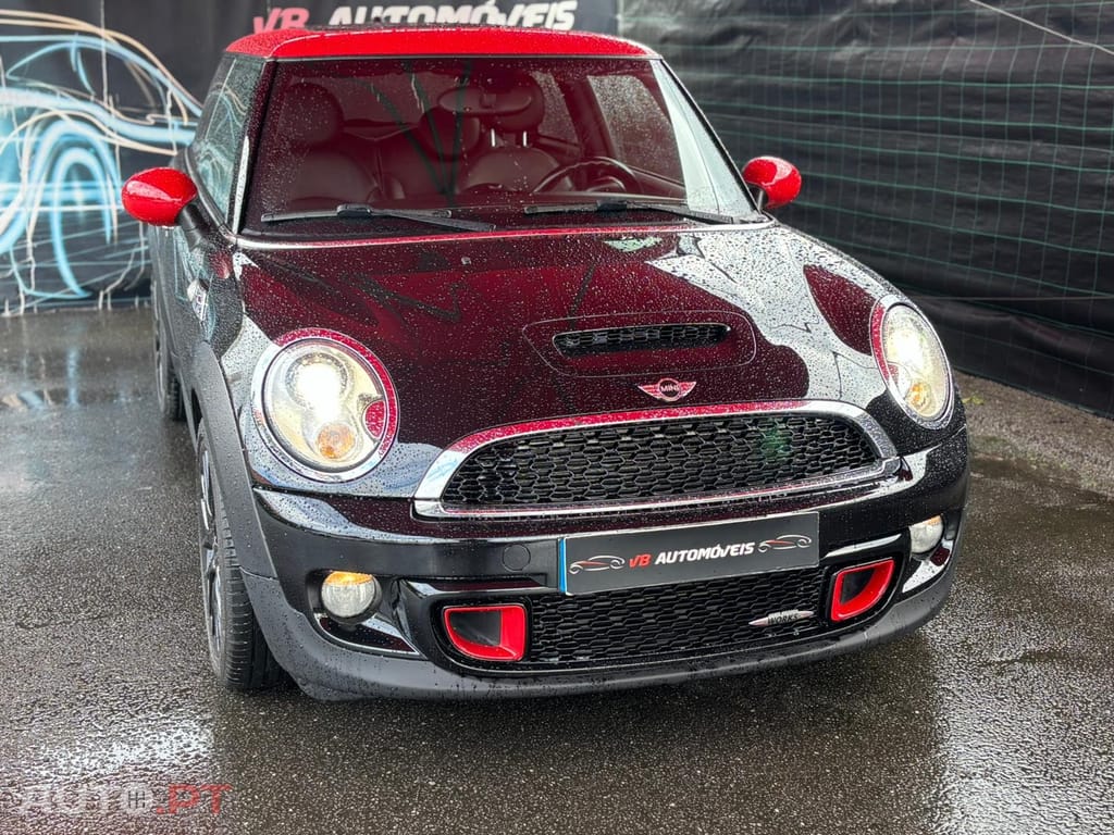 MINI John Cooper Works 1.6 LCI 211CV